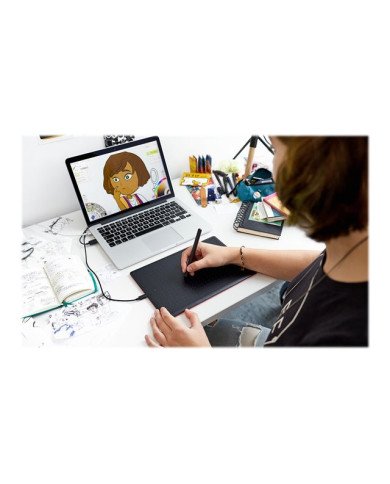 Wacom One by Wacom  Digitizer  medium size  right and lefthanded 